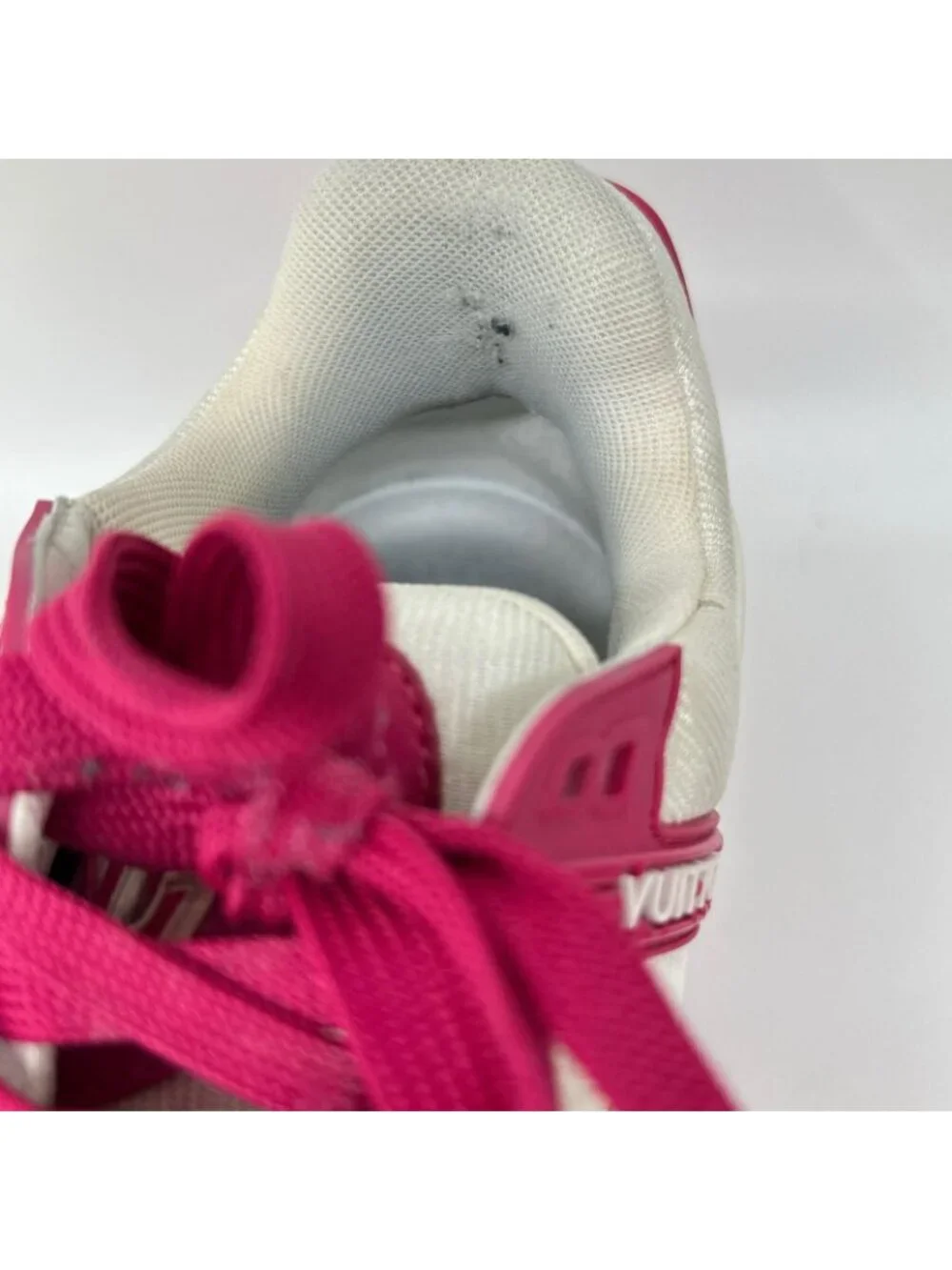 Louis Vuitton LV Trainer Line Leather Sneakers